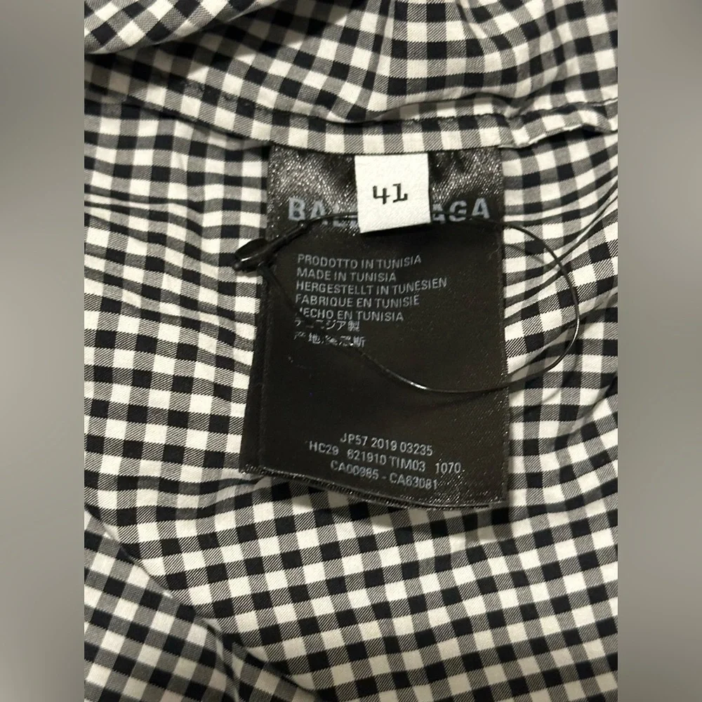Balenciaga Black&White, Balenciaga men shirt size 41, pre-owned, gently used.